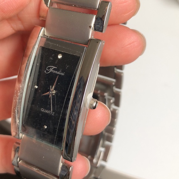 Watch & Flask Set - Picture 6 of 9